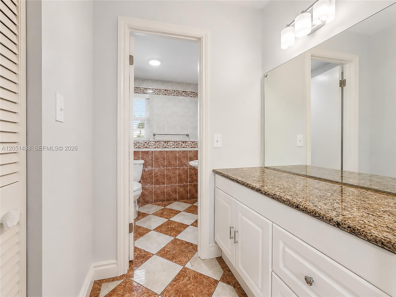 2201 S Ocean Dr 2005 photo 16