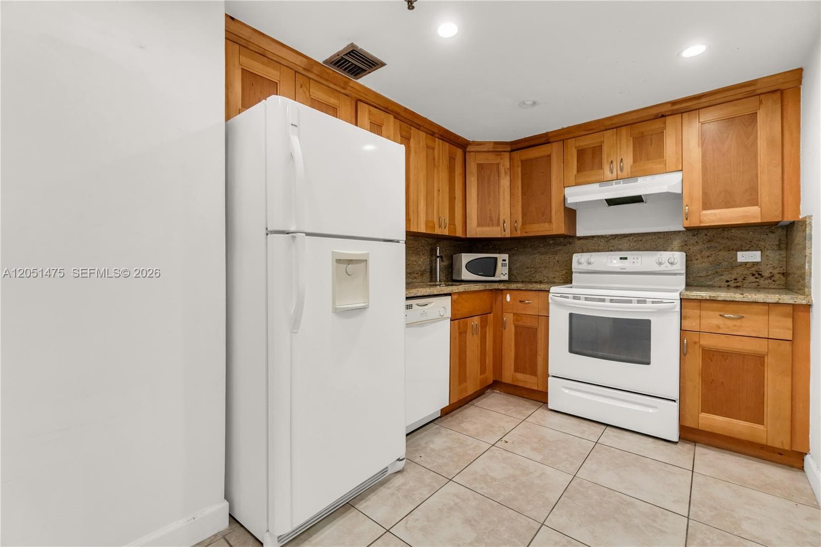 20515 E Country Club Dr 248 photo 9