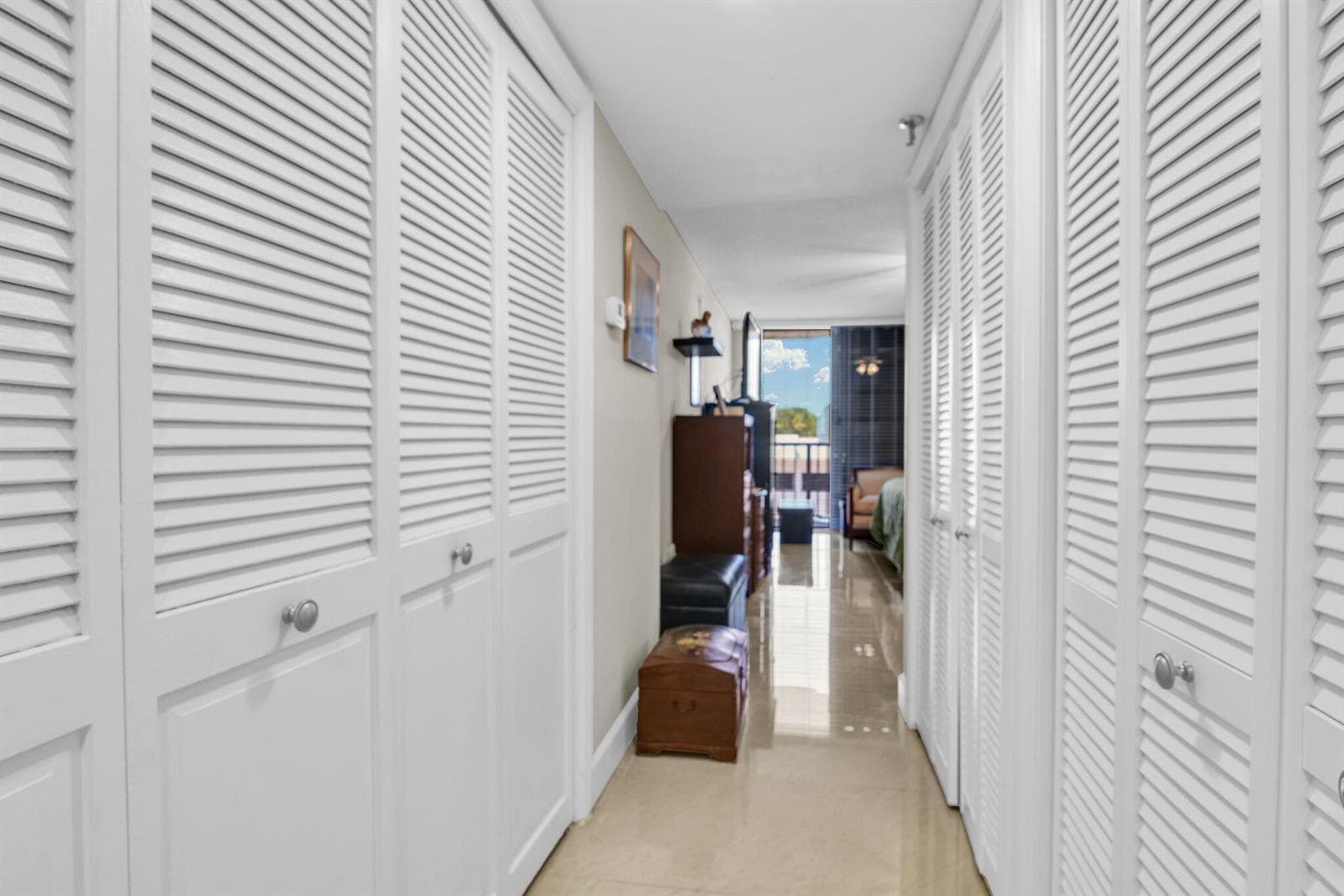 899 Jeffery Street 3010 photo 25