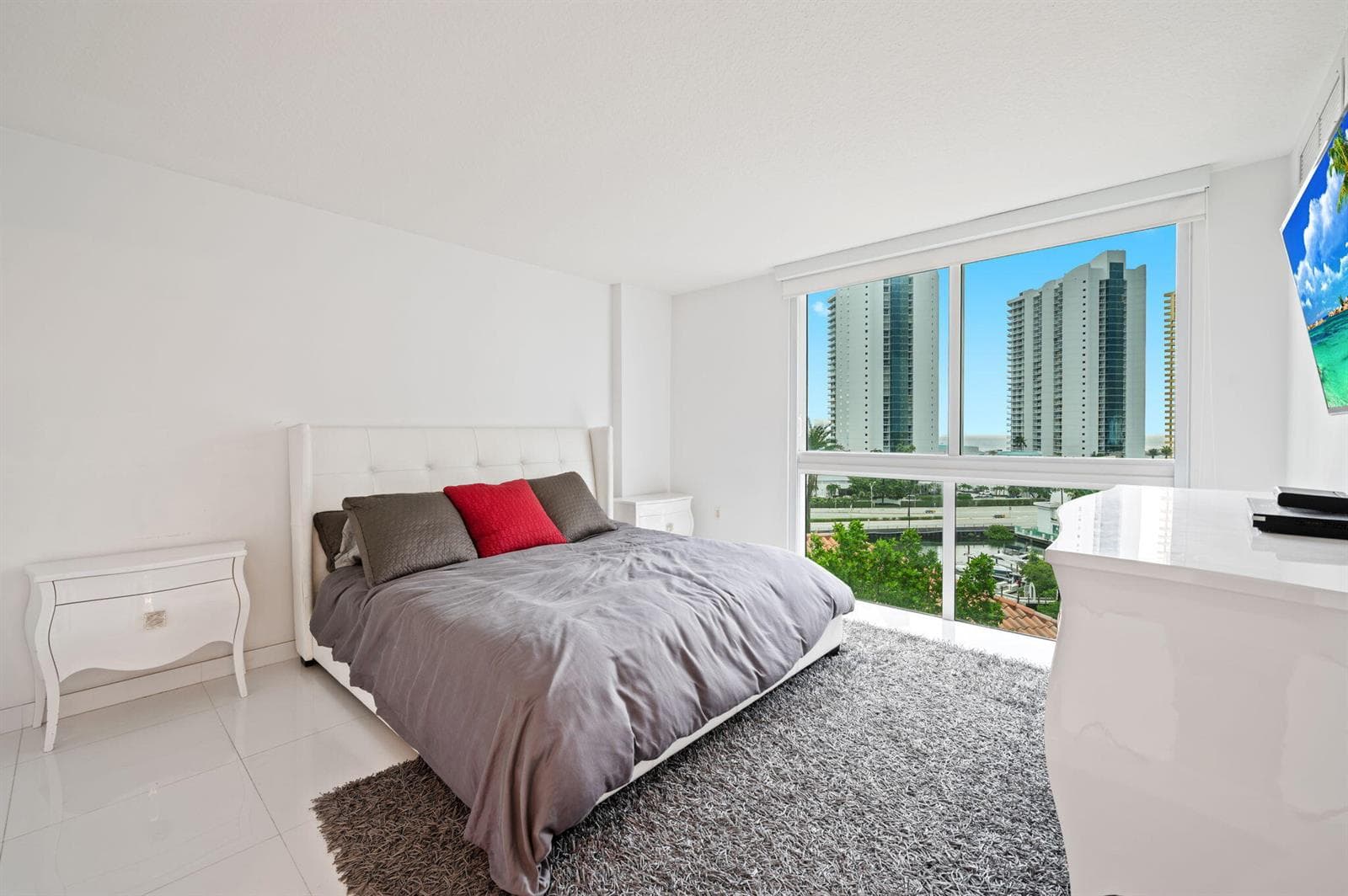 200 Sunny Isles Boulevard 2-806 photo 13