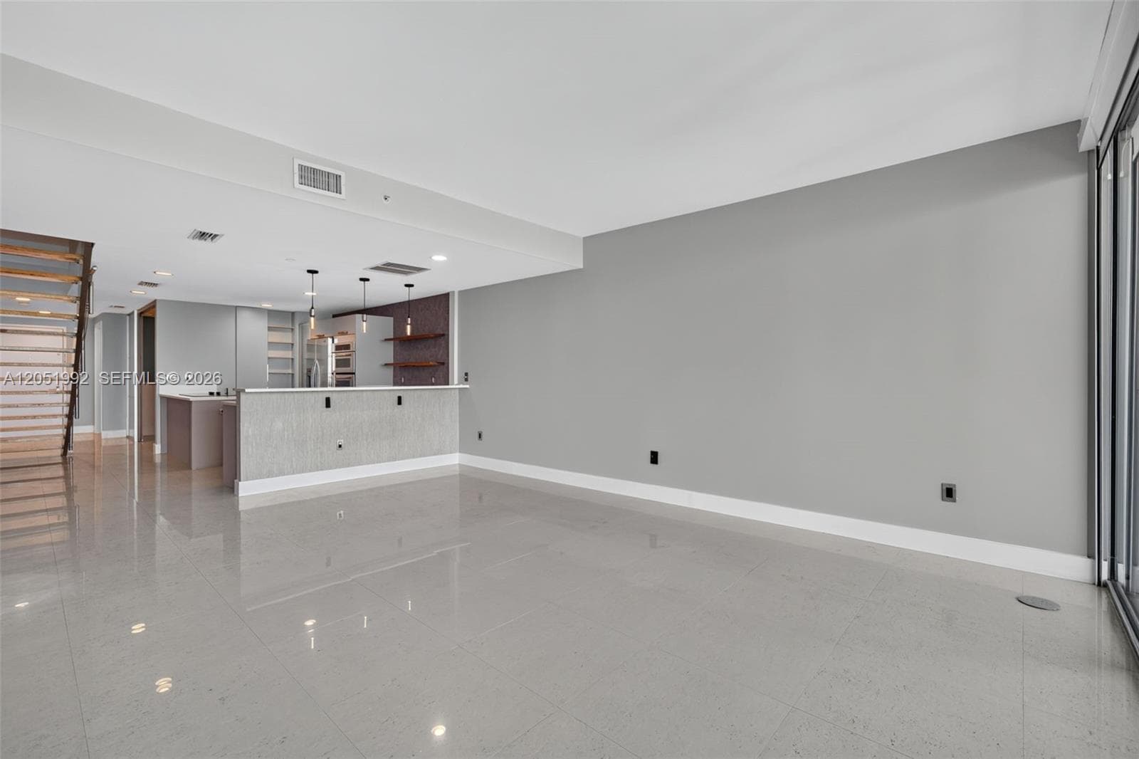 2950 NE 188th St 406 photo 9