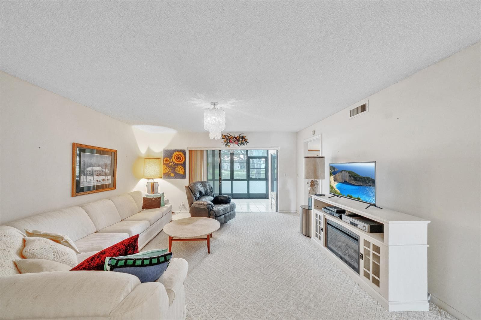 5585 Munsel Lane 102 photo 22