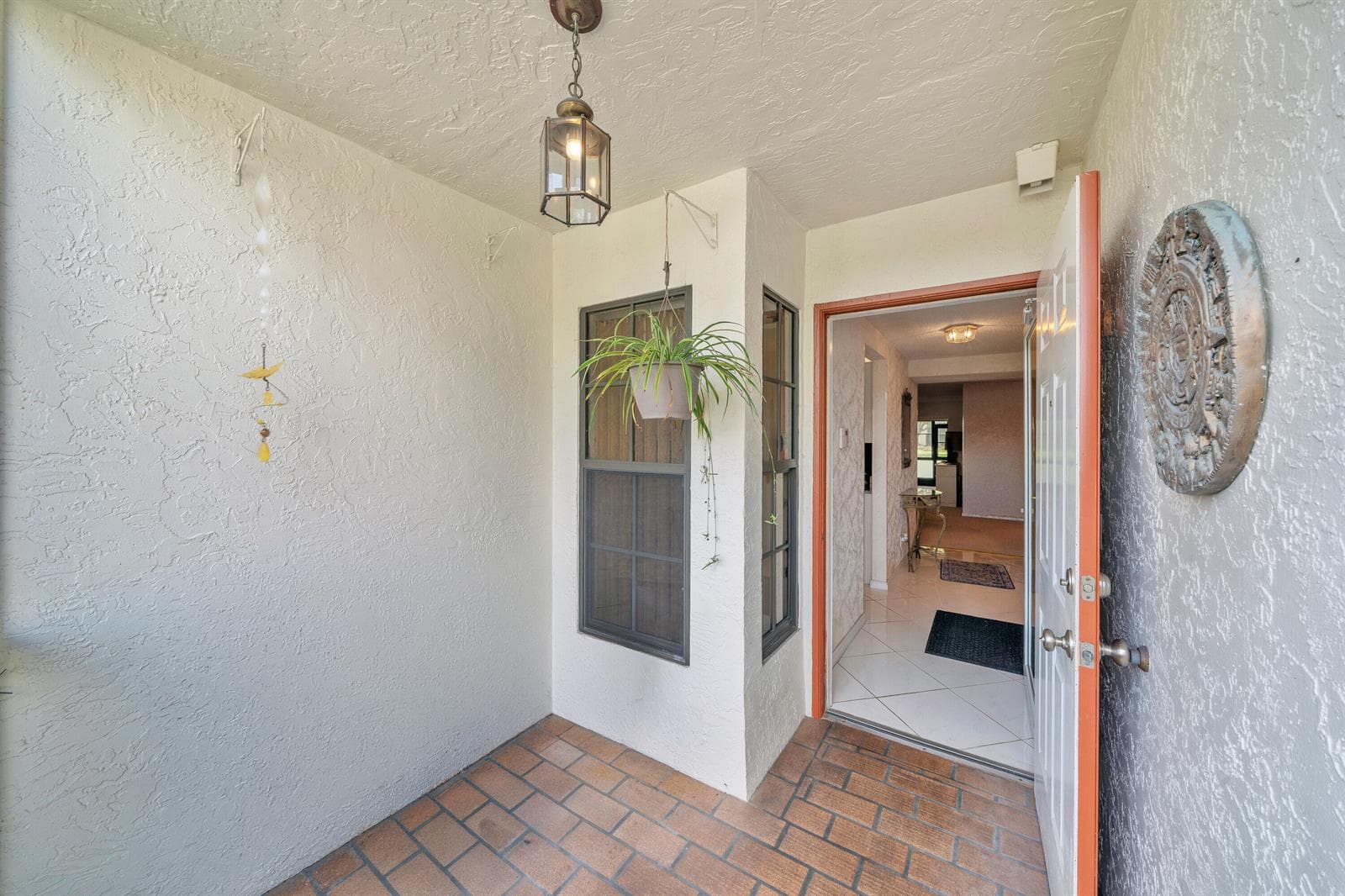 5585 Munsel Lane 102 photo 7