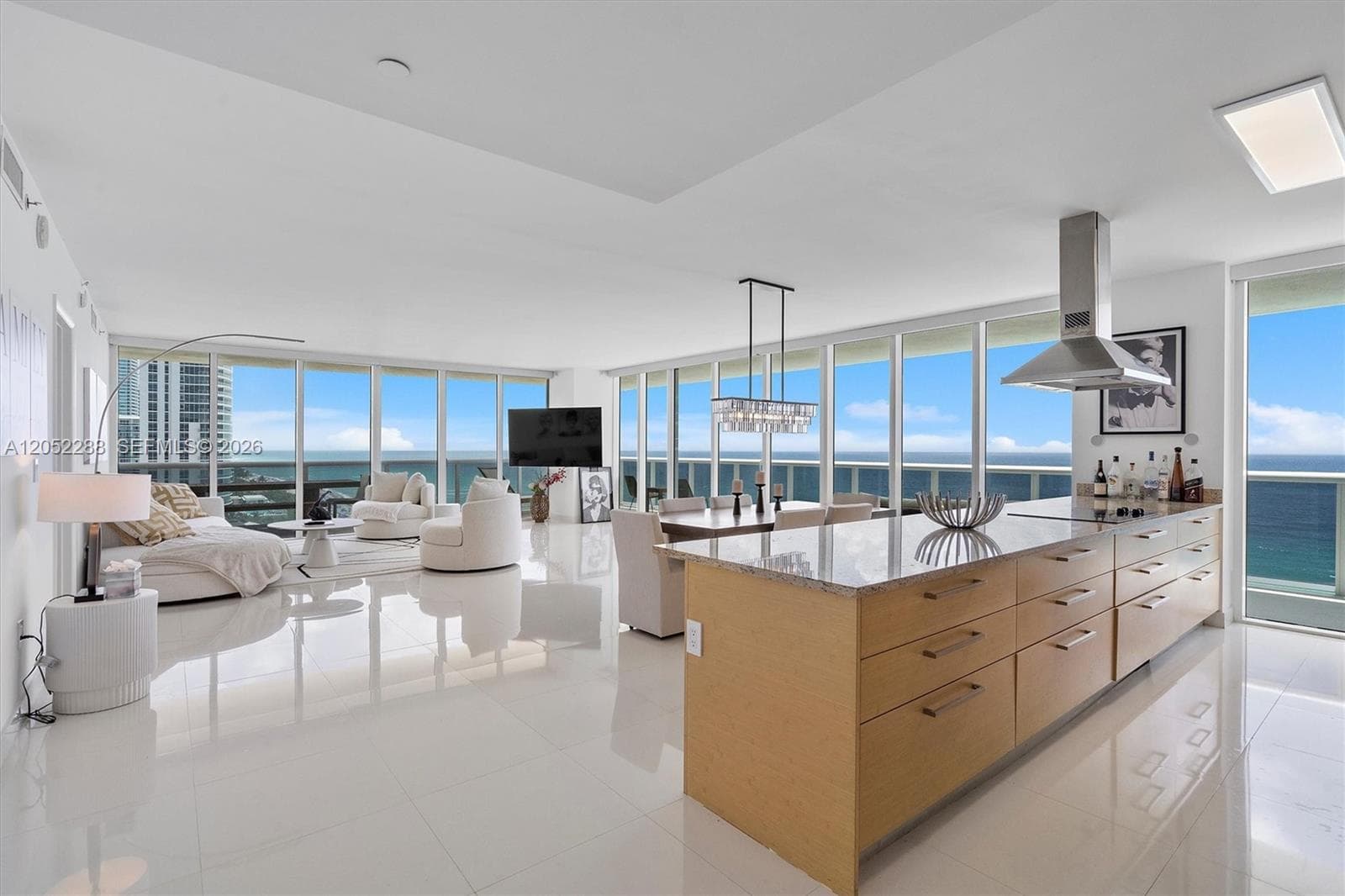 1830 S Ocean Dr 1101 photo 2