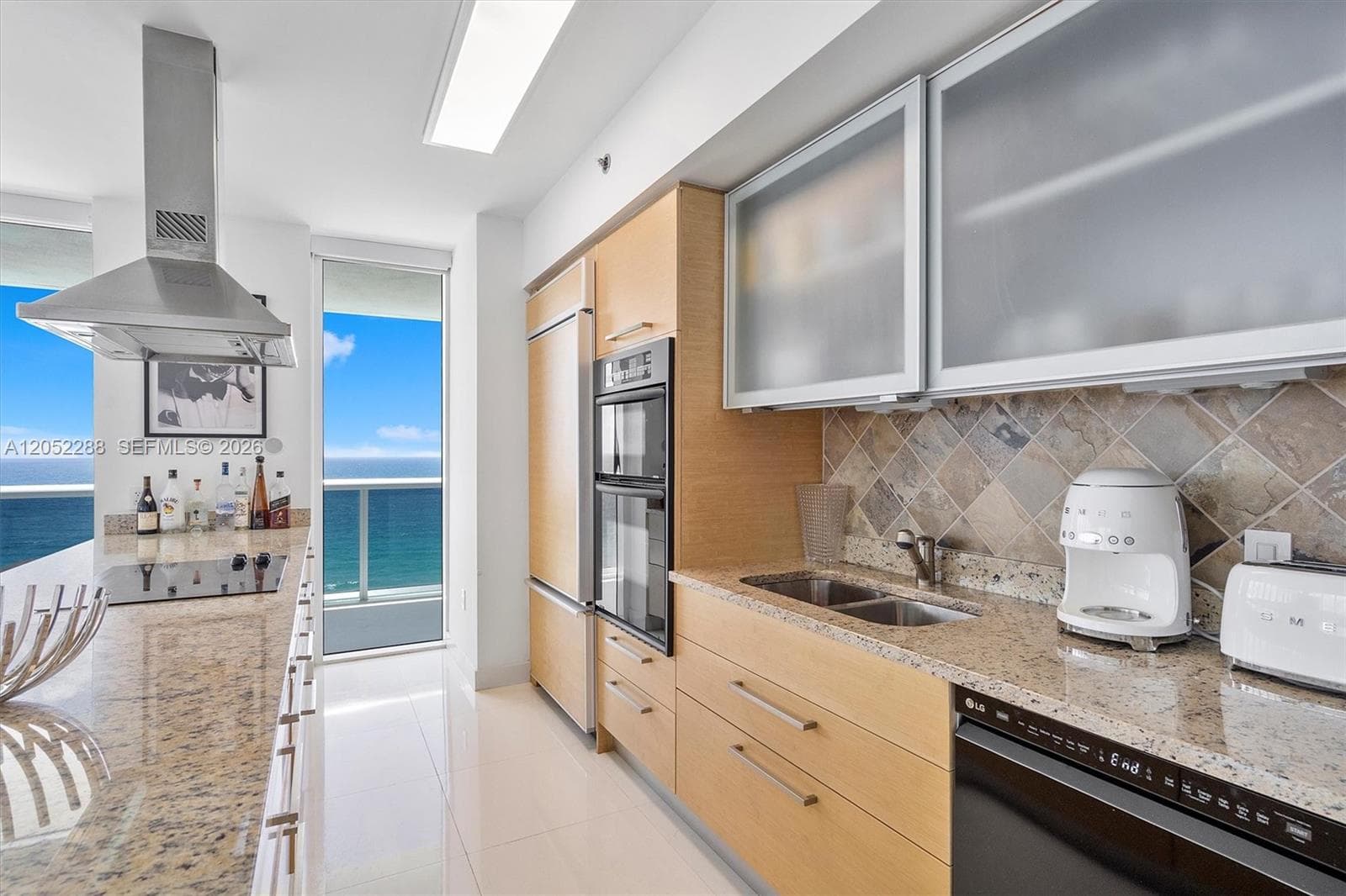 1830 S Ocean Dr 1101 photo 4