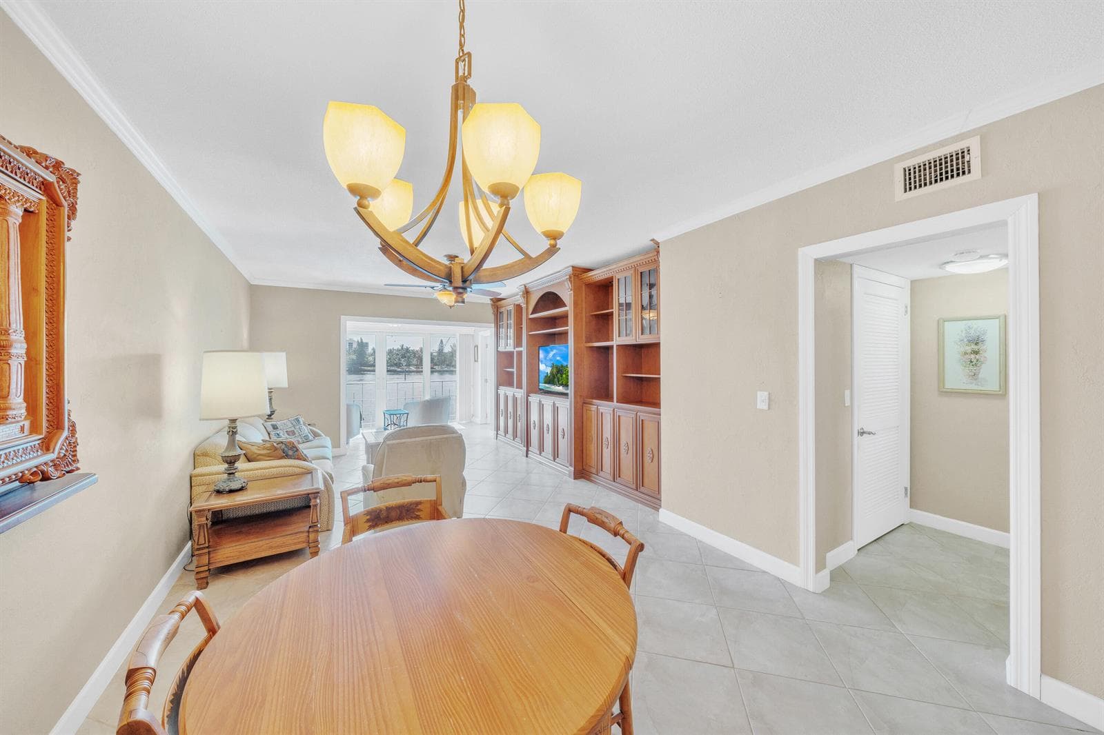 711 NE Harbour Terrace 409 photo 10