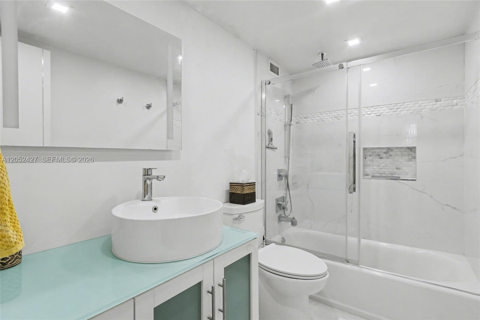 211 S Ocean Dr 205 photo 13
