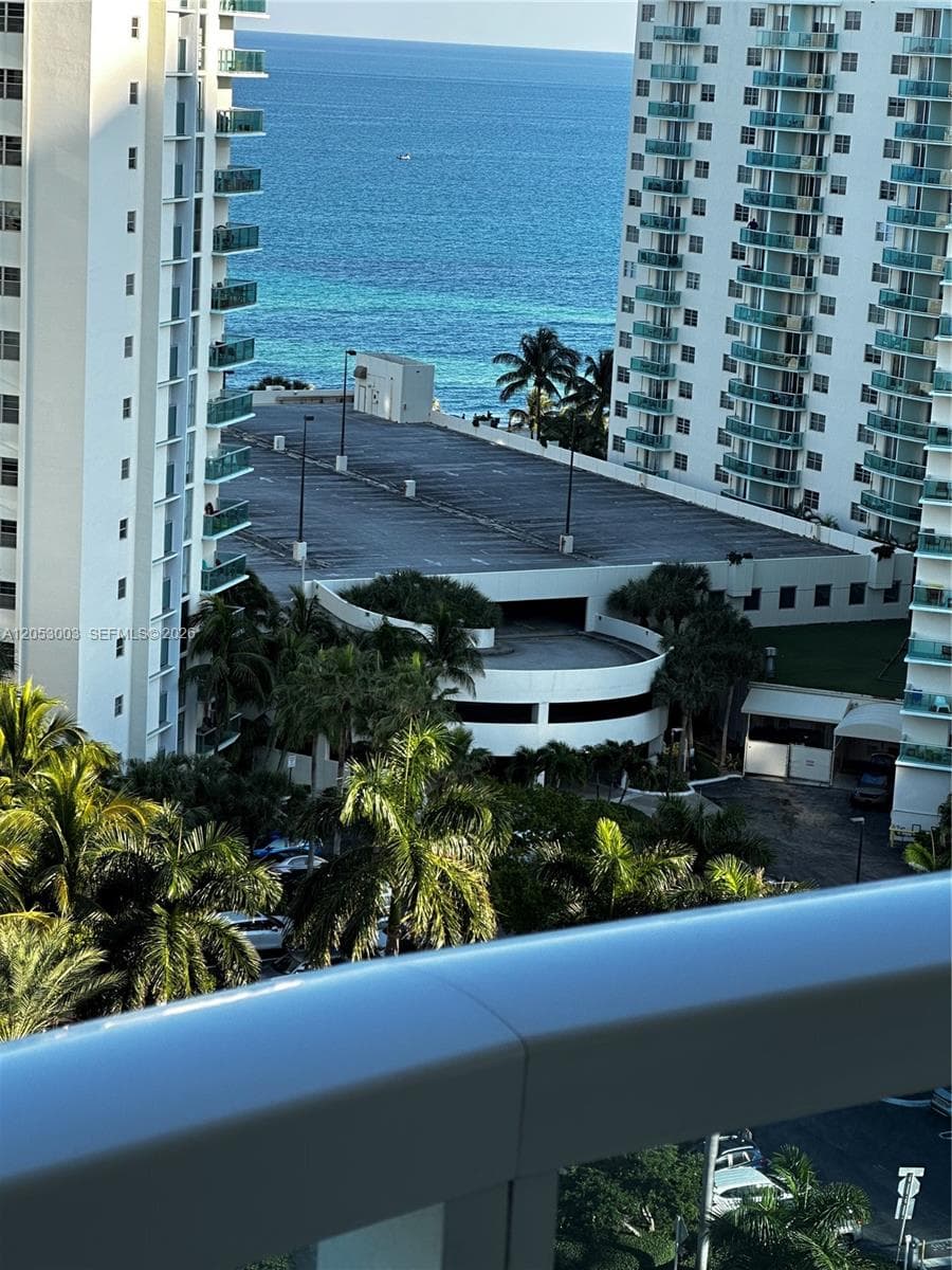 3800 E Ocean Dr 1518 photo 2