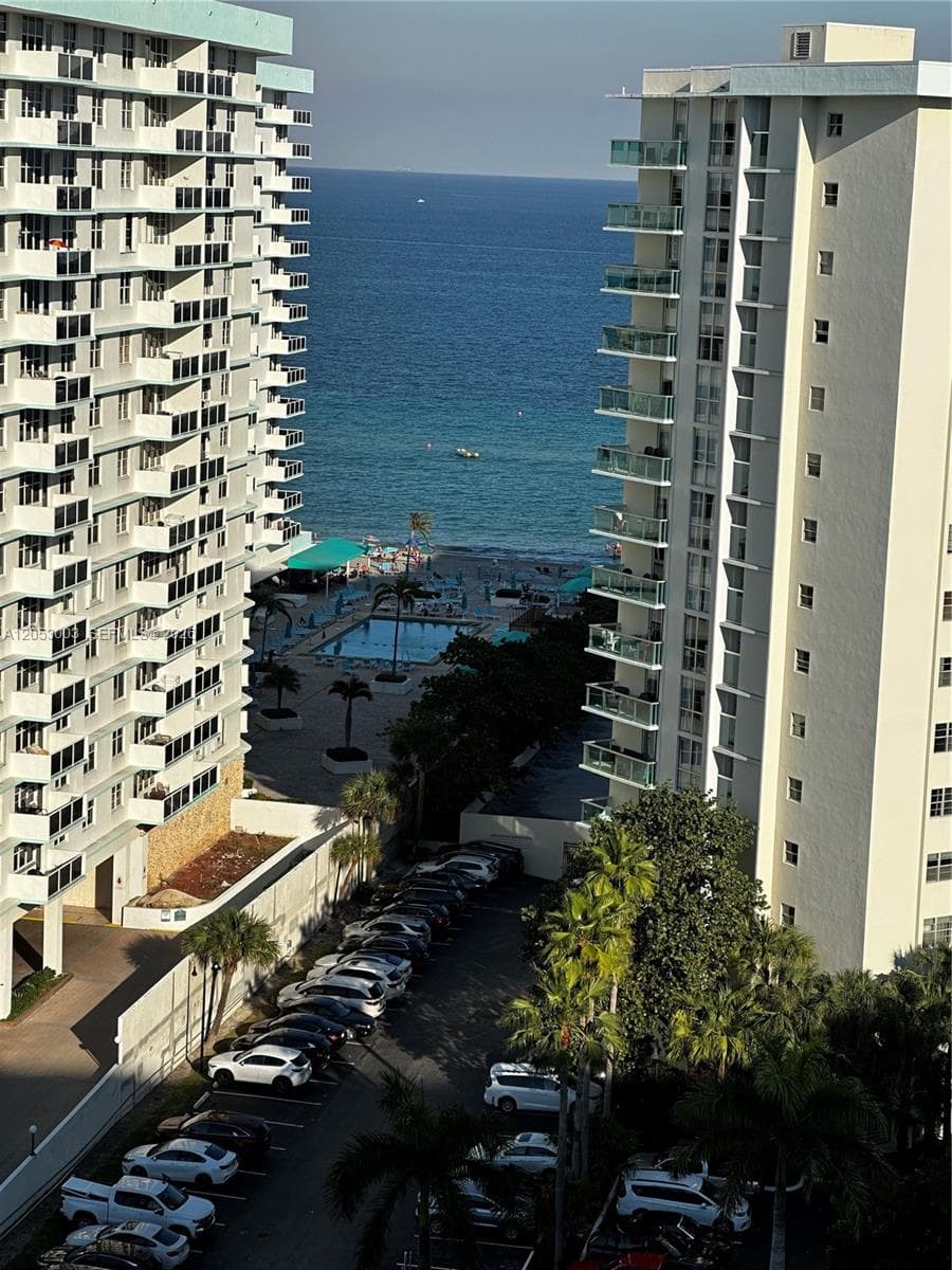 3800 E Ocean Dr 1518 photo 3