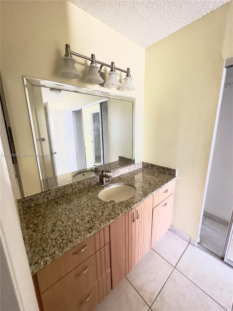 3800 E Ocean Dr 1518 photo 25