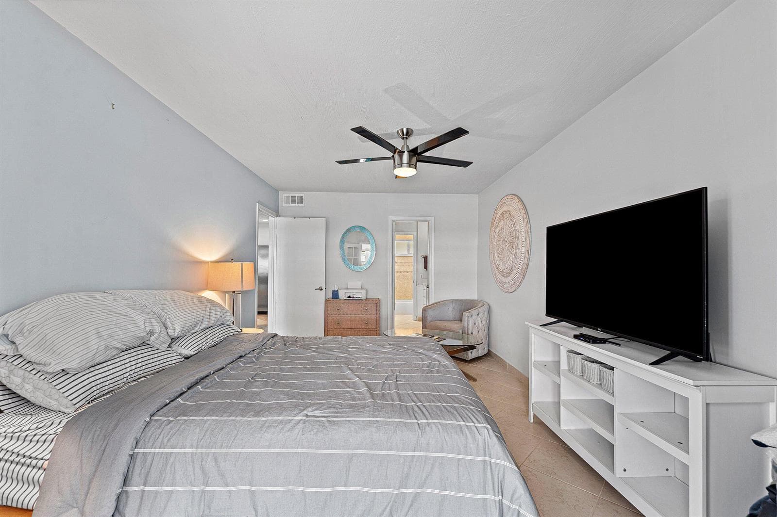 3851 N Ocean Boulevard N 403 photo 25