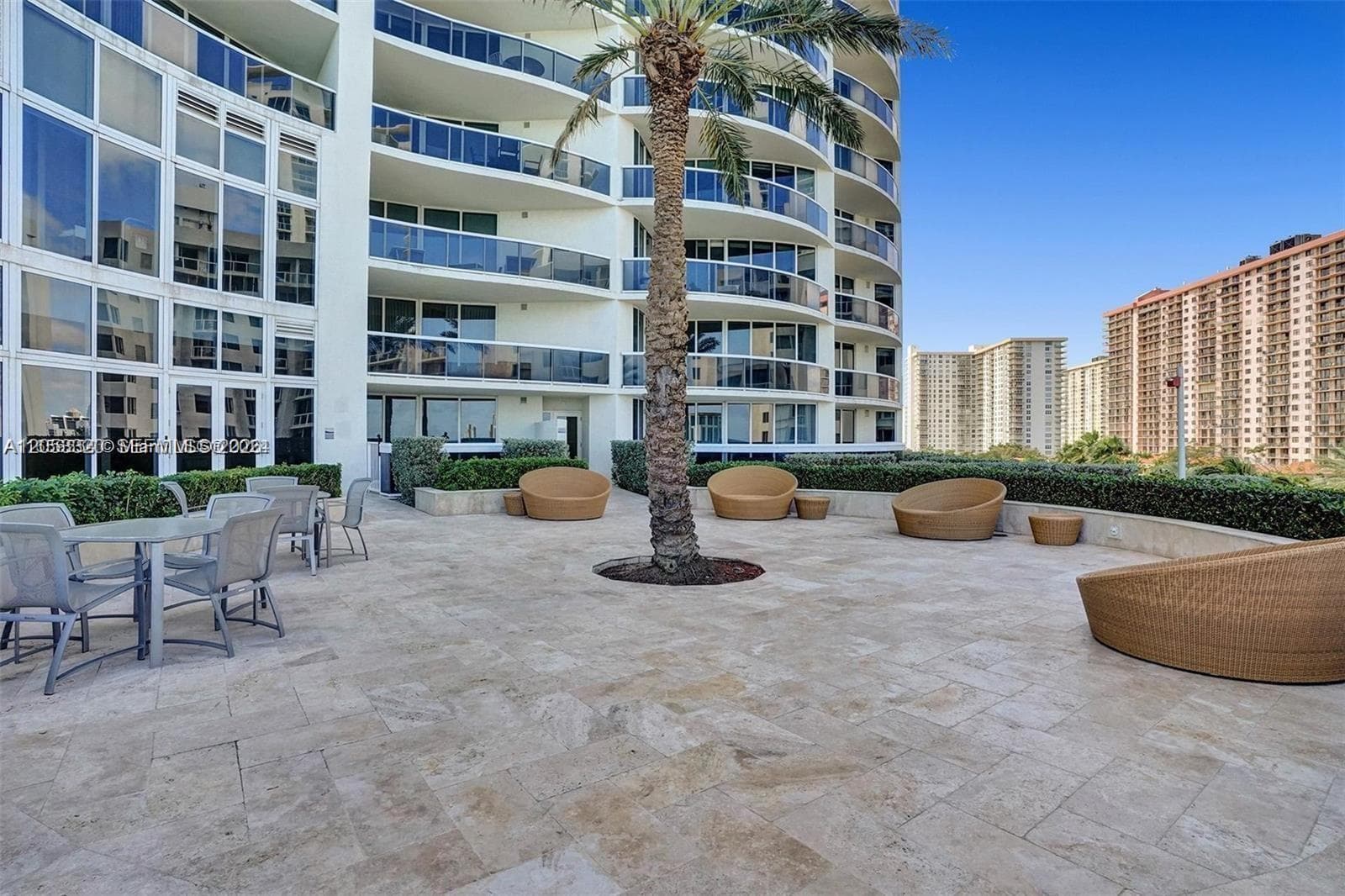 17201 Collins Ave 2502 photo 7