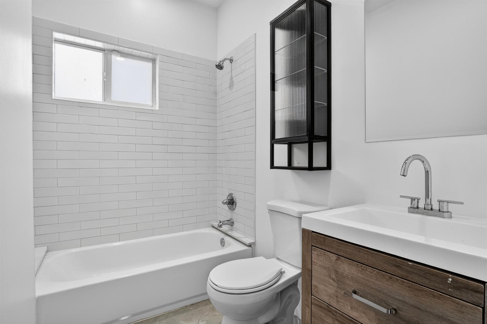 655 NW 24TH Avenue photo 23