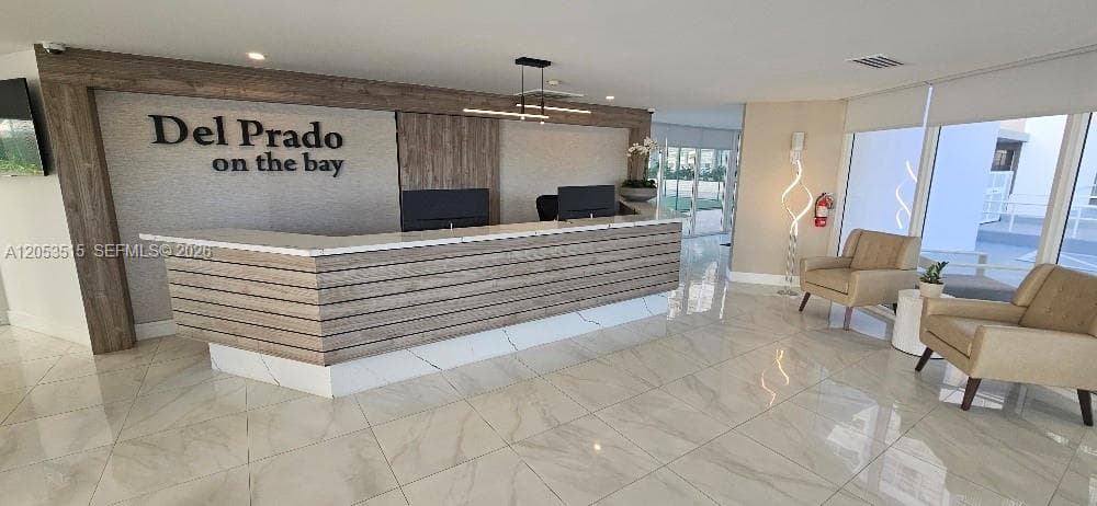 18071 Biscayne Blvd 1402 photo 18