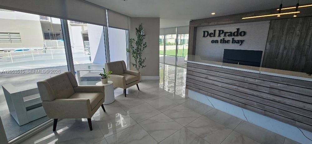 18071 Biscayne Blvd 1402 photo 19