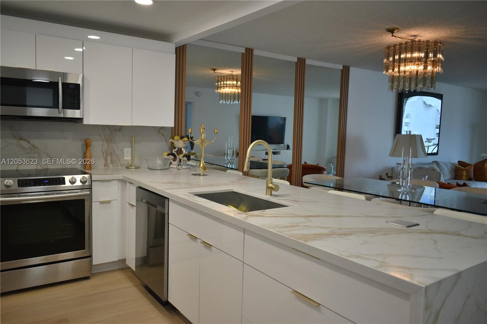 1865 S Ocean Dr 14N photo 4