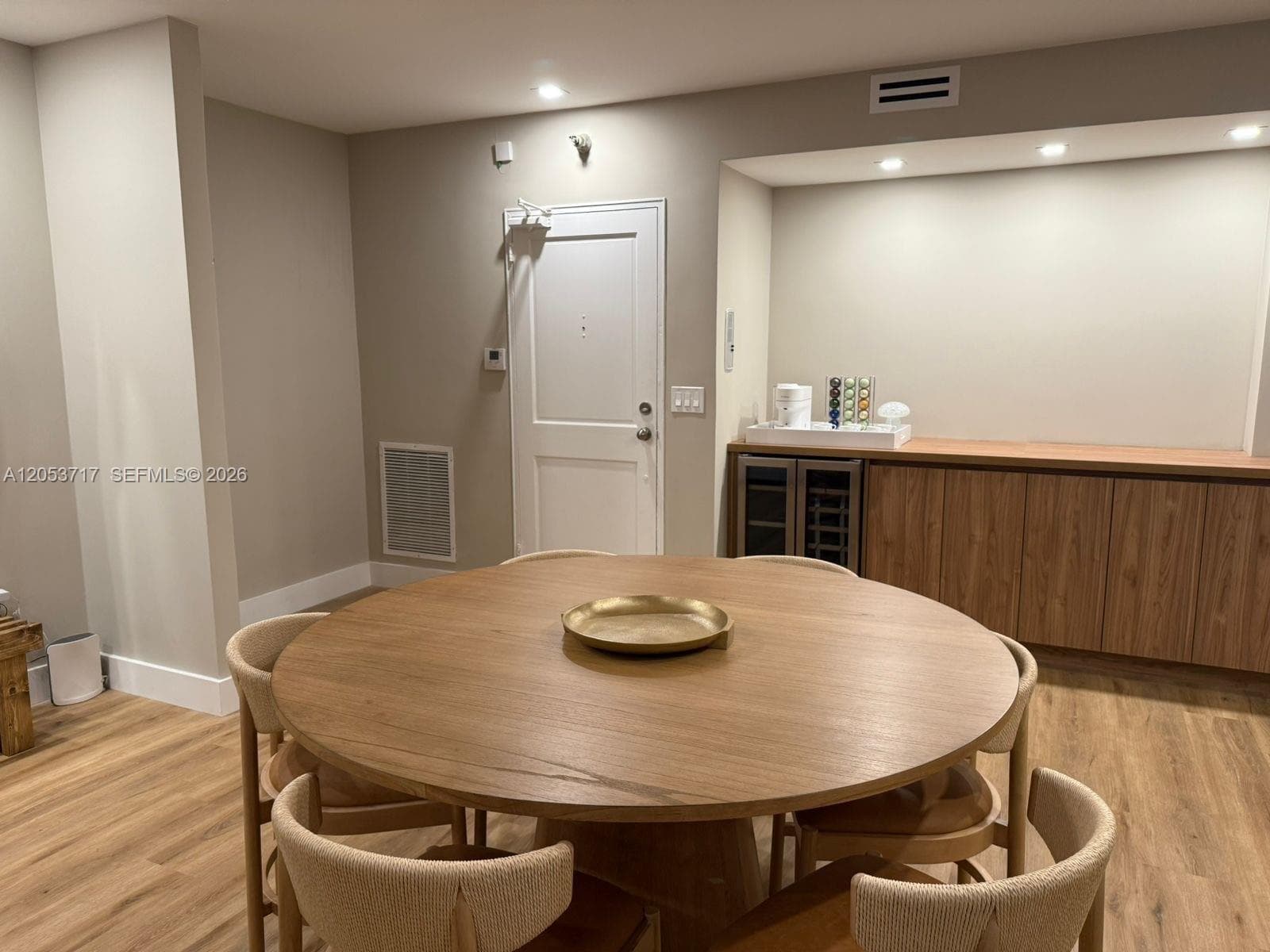 10185 Collins Ave 1220 photo 11