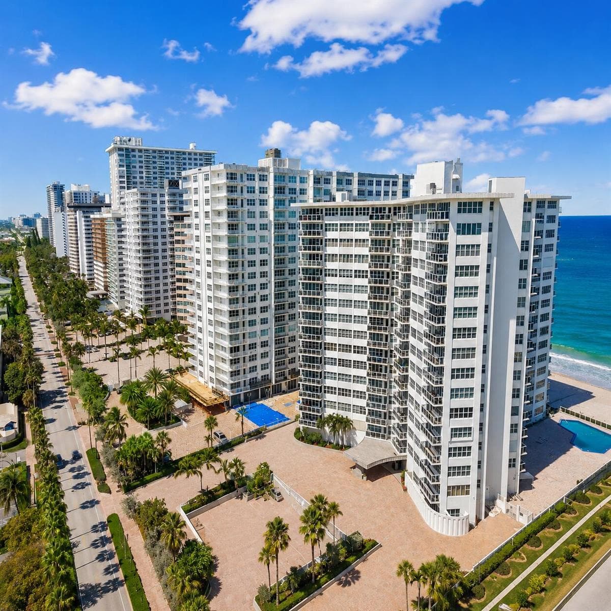 3700 E Galt Ocean Drive 1701 photo 2