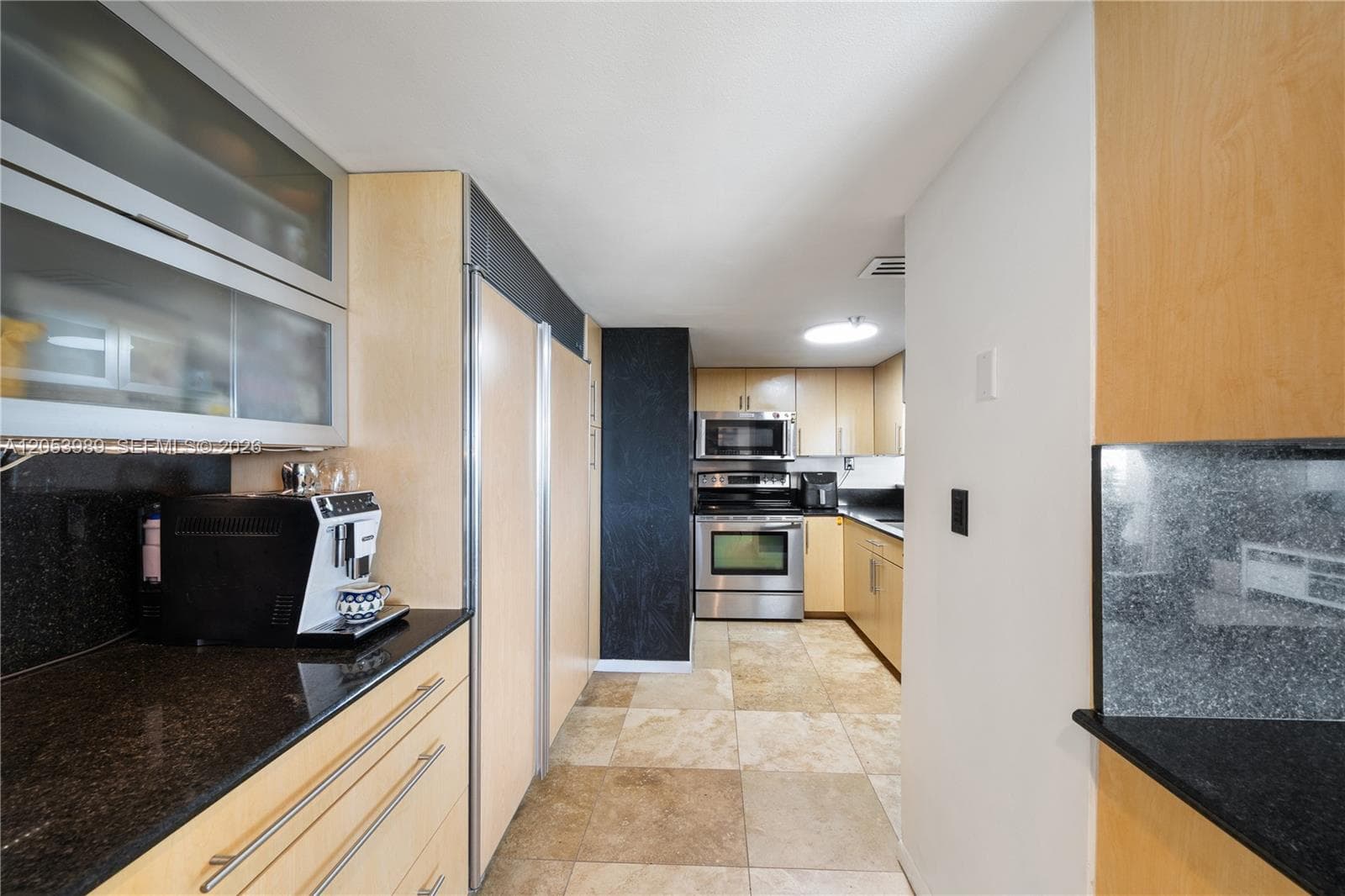 650 West Ave 1208 photo 6