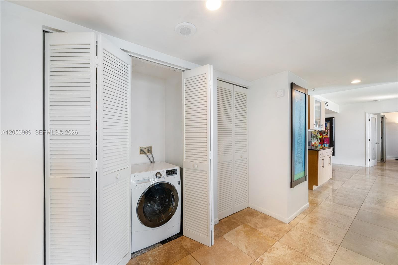 650 West Ave 1208 photo 16