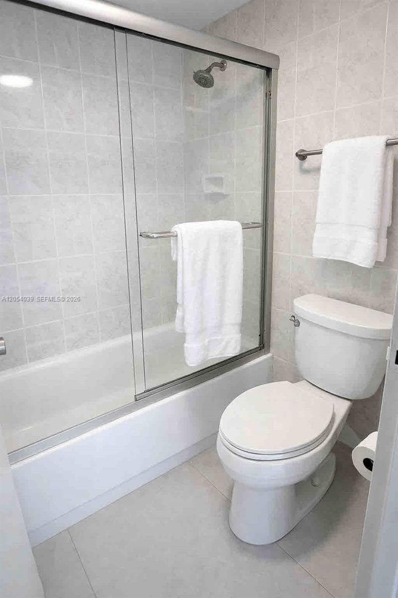 9225 Collins Ave 505 photo 23