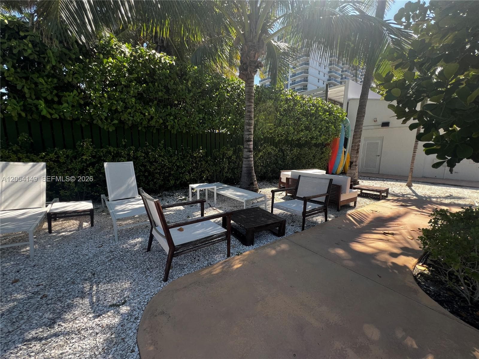 2457 Collins Ave 402 photo 24