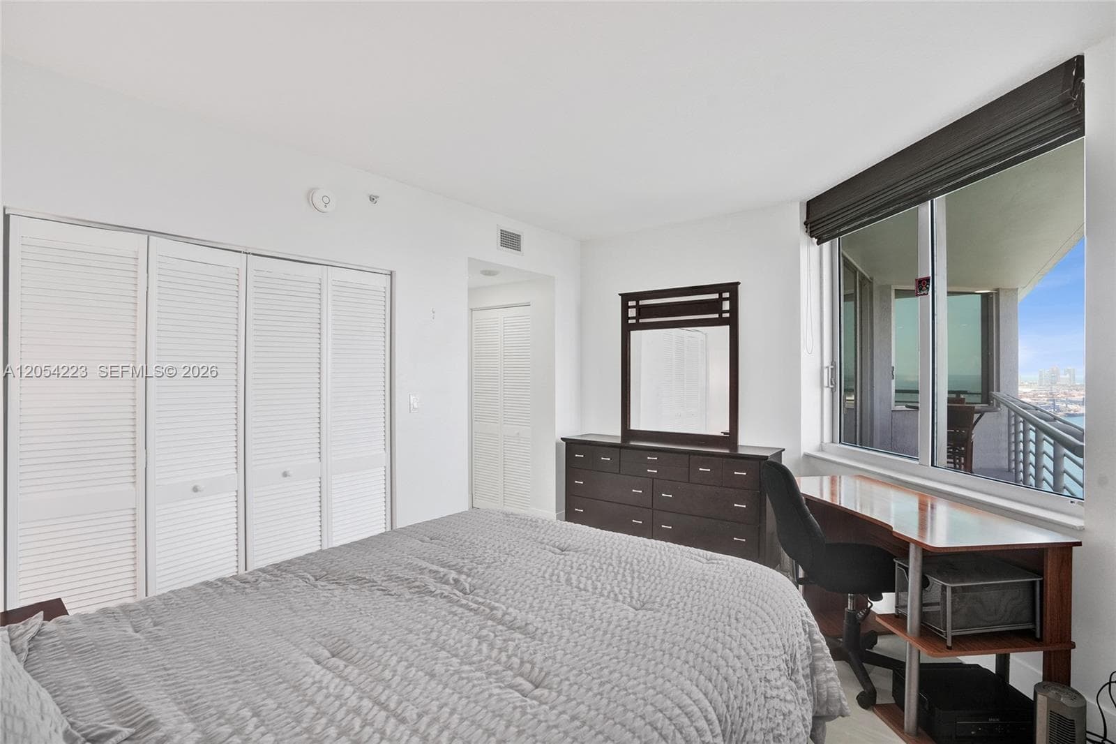 335 S Biscayne Blvd 3807 photo 16