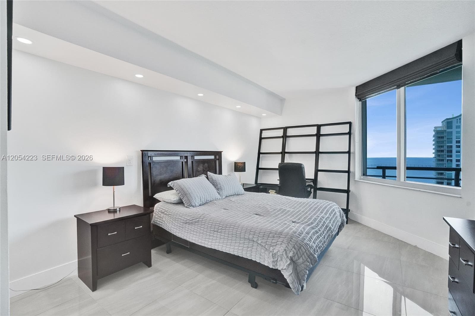 335 S Biscayne Blvd 3807 photo 11