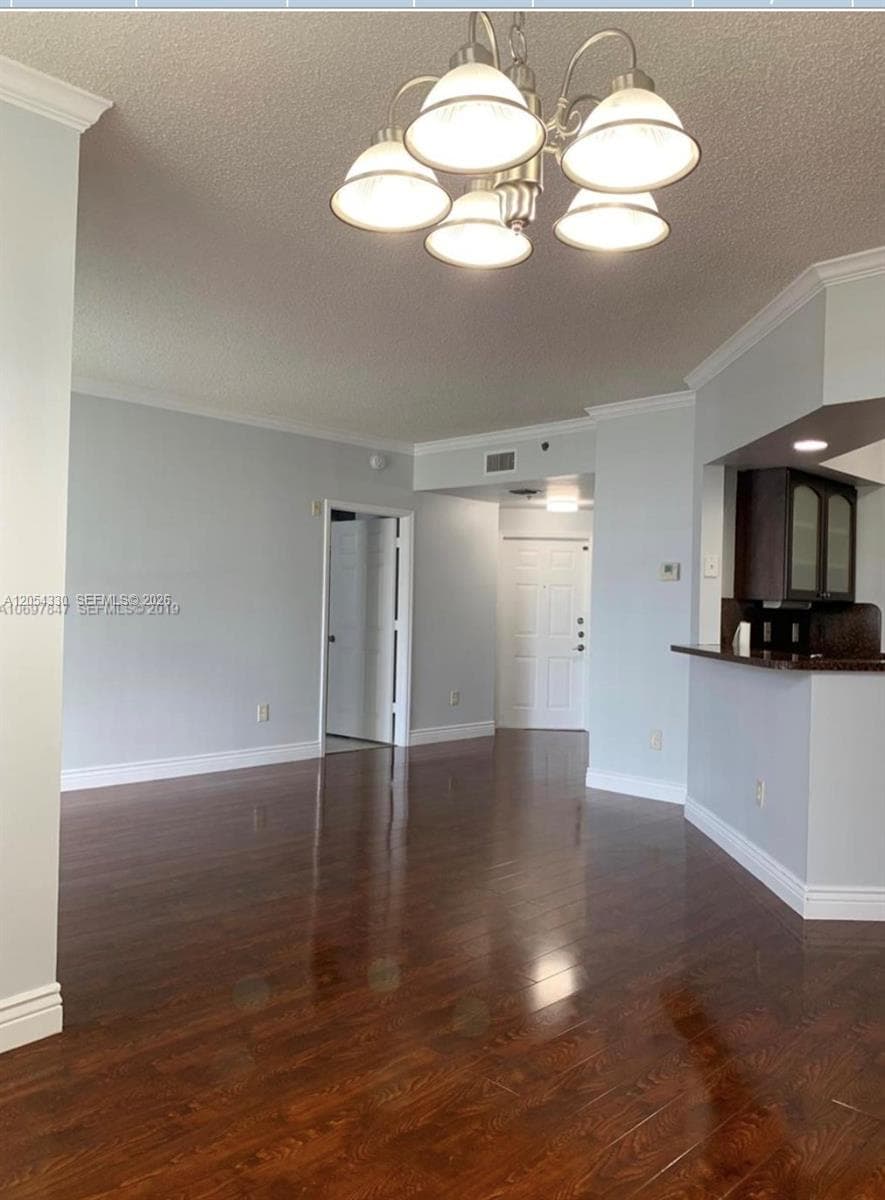 3175 NE 184th St 3302 photo 16
