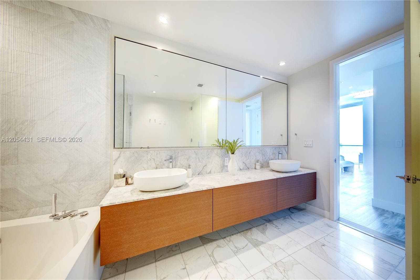 10203 Collins Ave 1502 photo 16