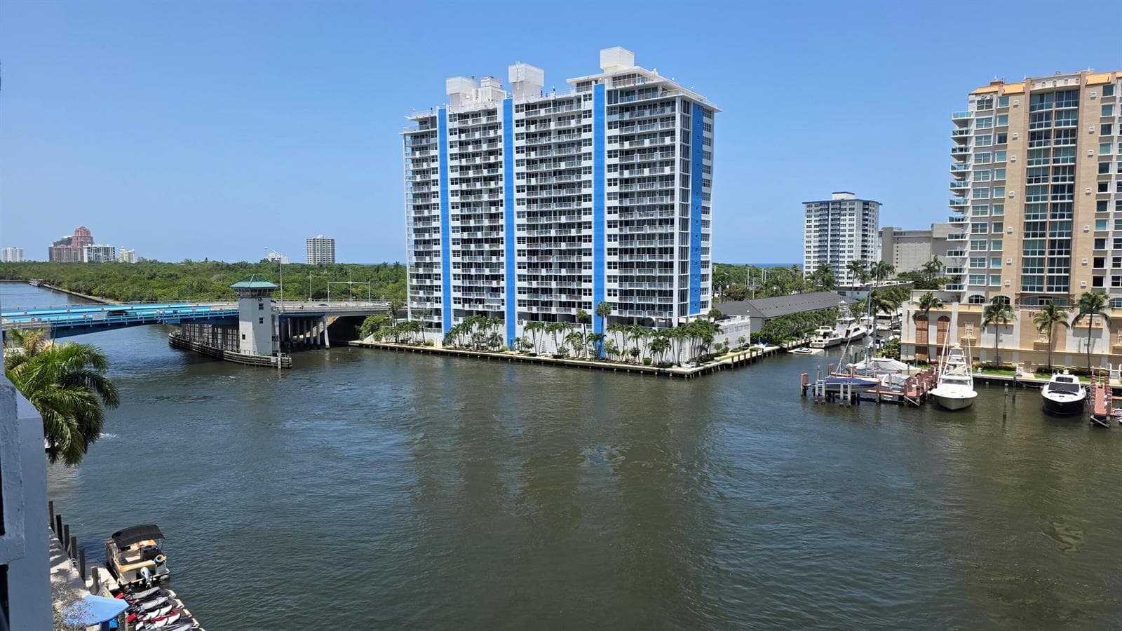 936 Intracoastal Drive 7b photo 4