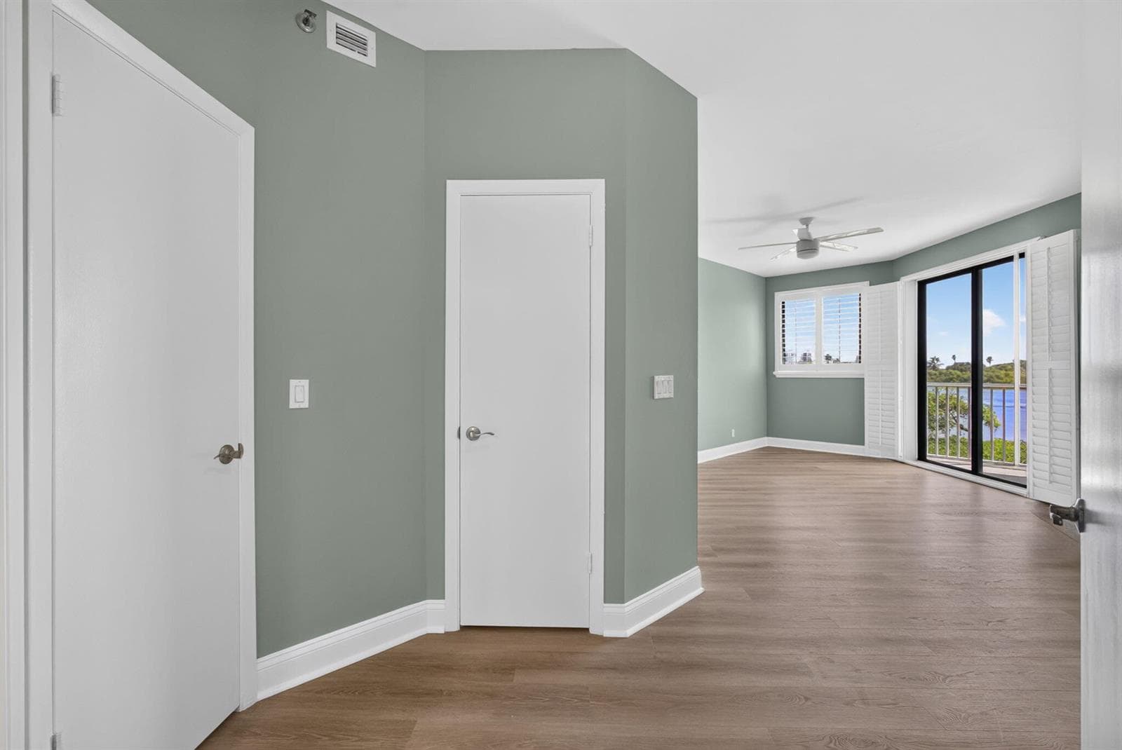 200 Waterway Road 206 photo 12