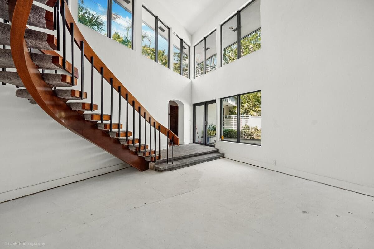 1343 Ponce De Leon Drive photo 22