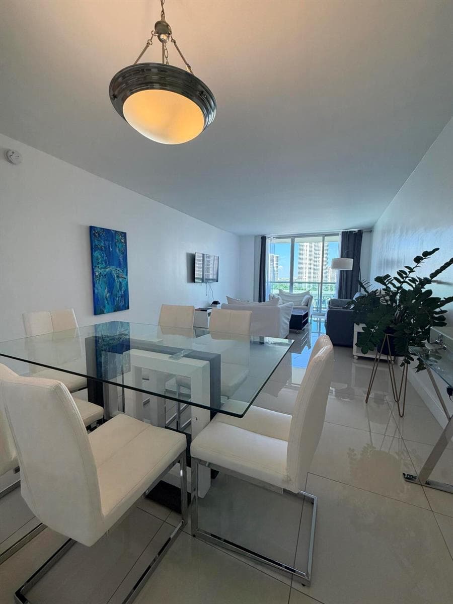 19390 Collins Avenue 1103 photo 12