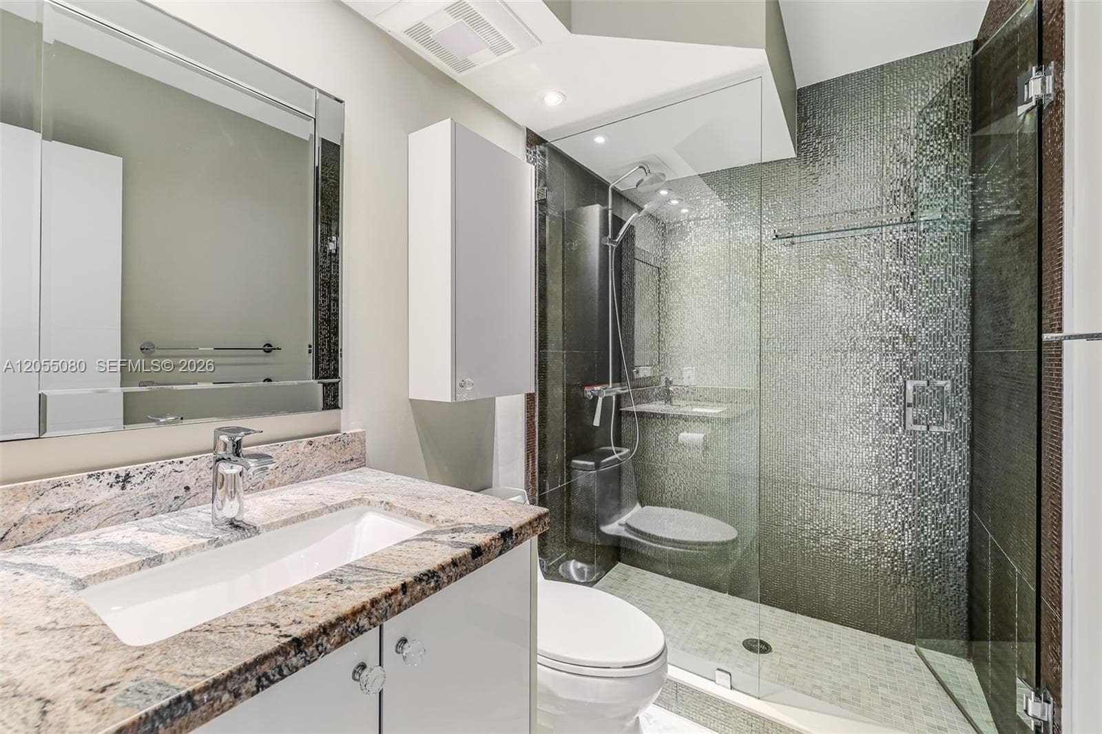 251 174th St 1104 photo 22