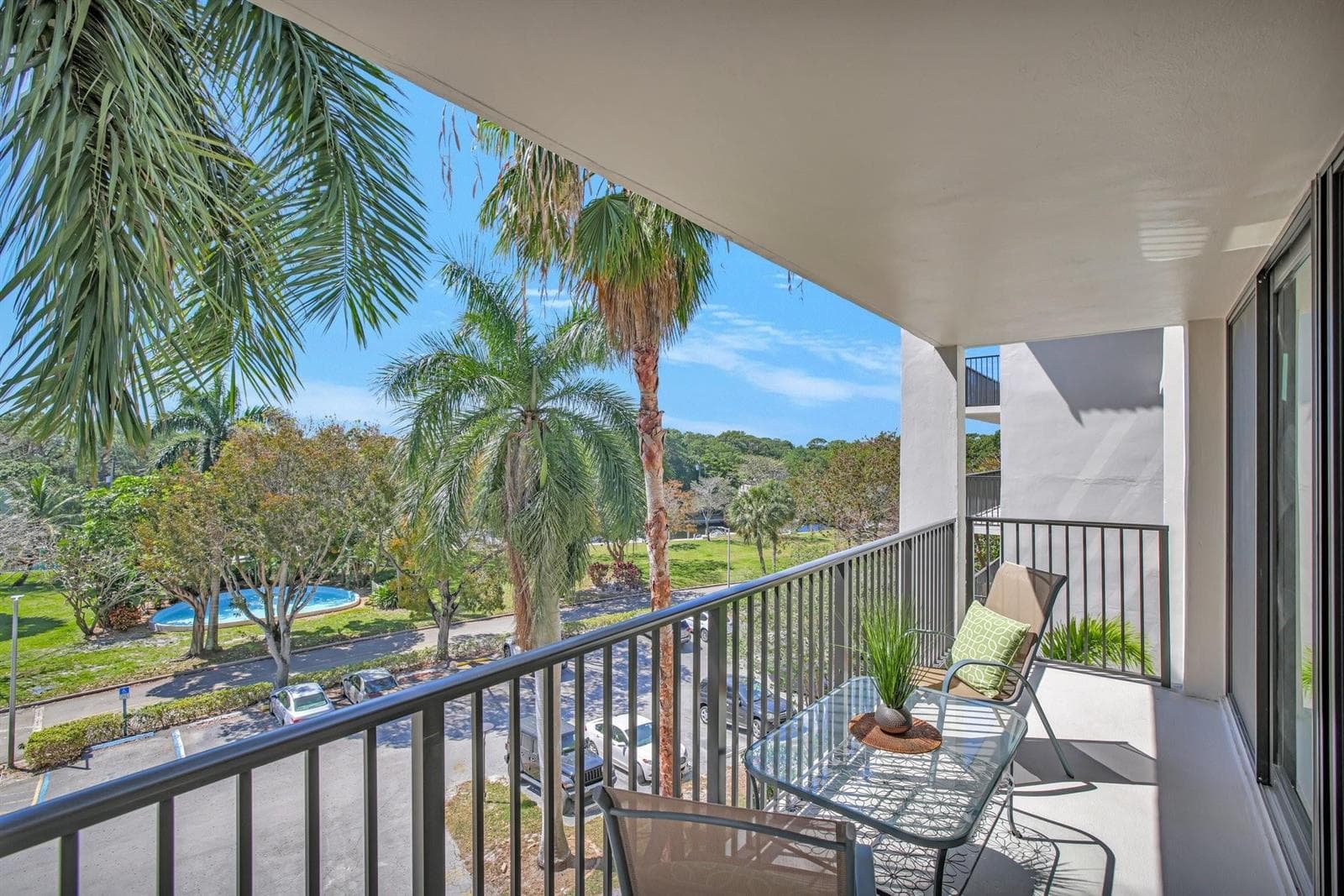1101 RIVER REACH Drive 415 photo 22