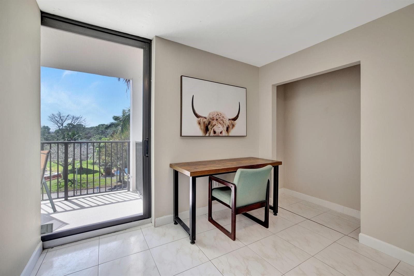1101 RIVER REACH Drive 415 photo 18