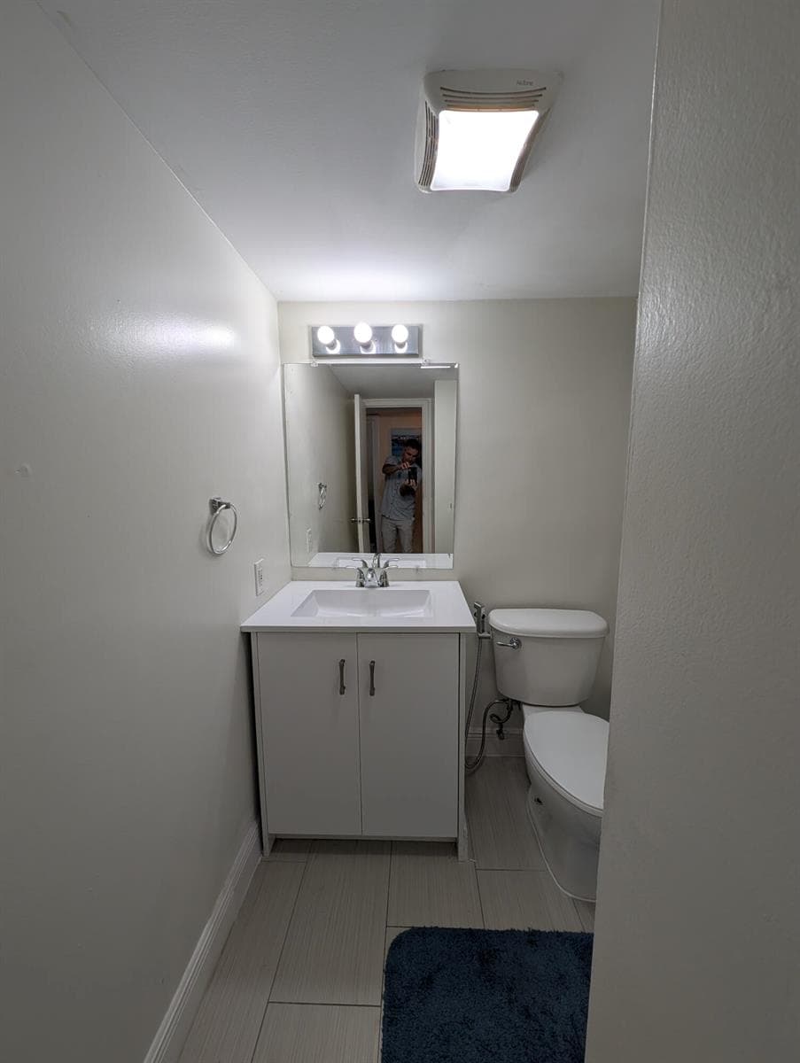 2860 NE 14th Street Causeway photo 11