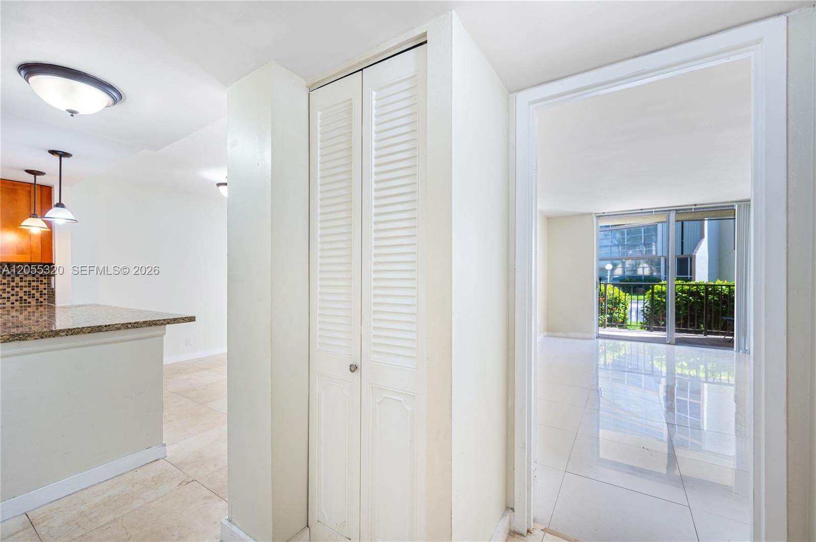 601 Three Islands Blvd 112 photo 10