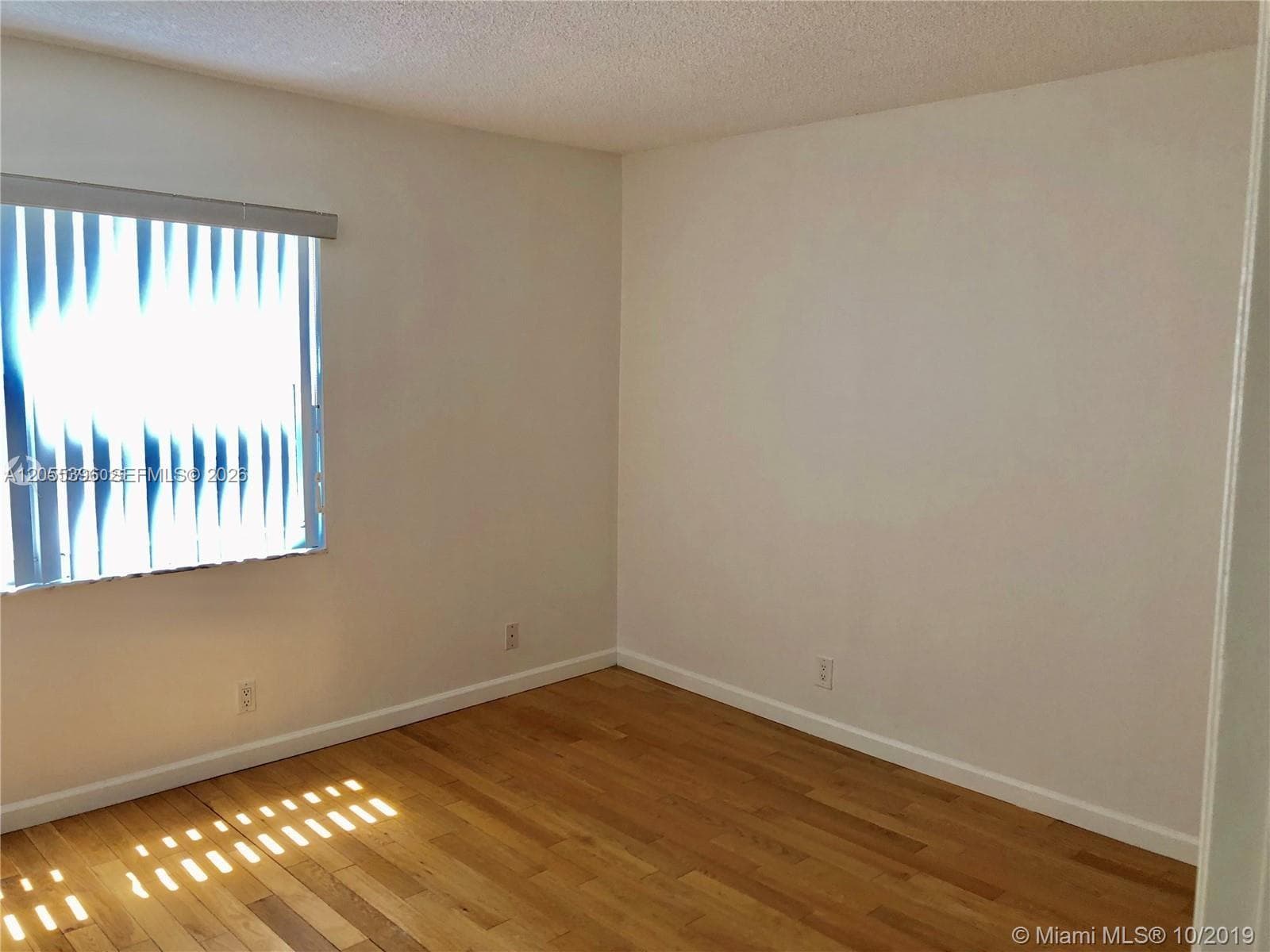 121 Golden Isles Dr 407 photo 17