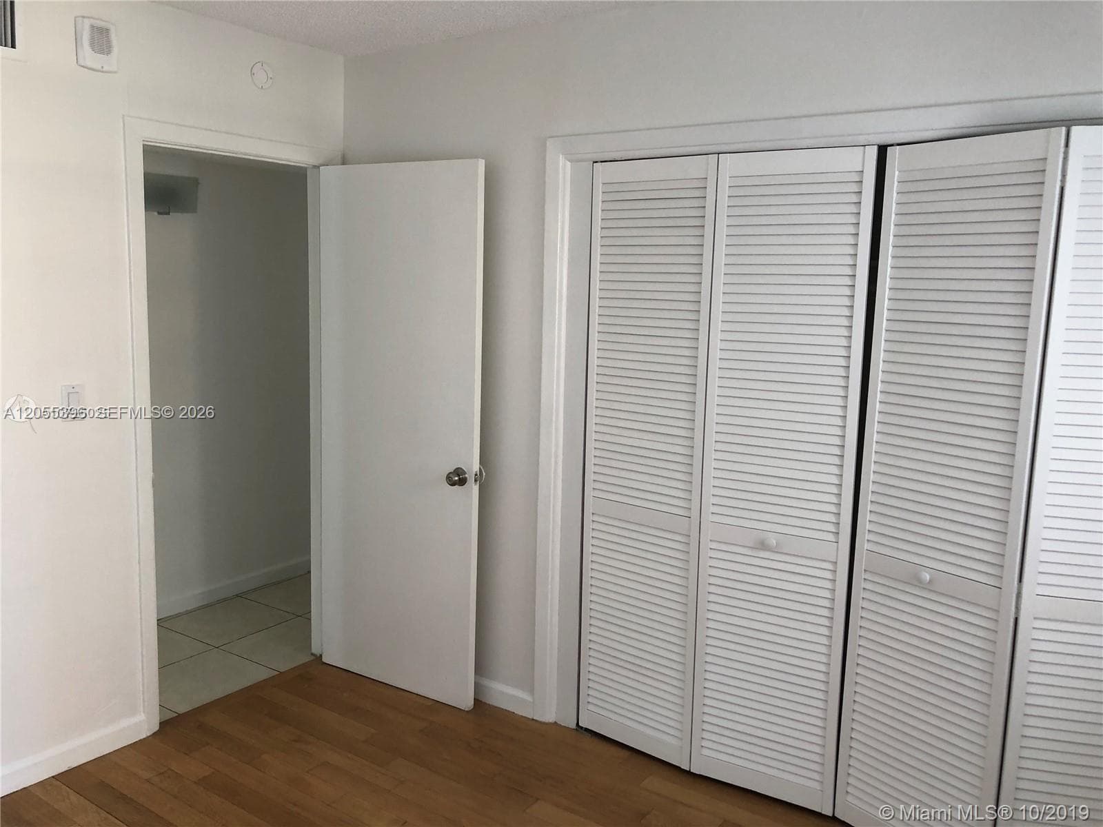 121 Golden Isles Dr 407 photo 22