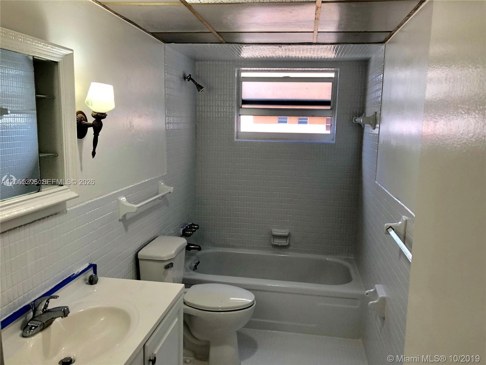 121 Golden Isles Dr 407 photo 20