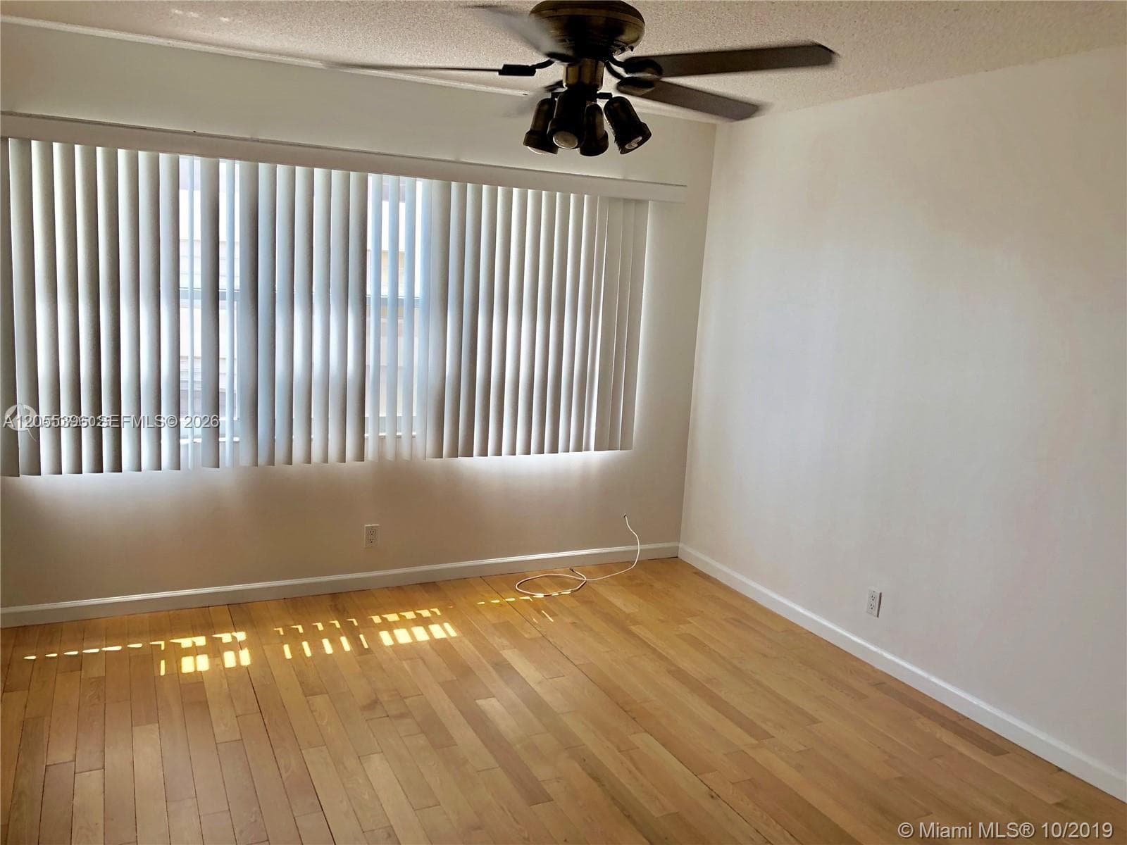 121 Golden Isles Dr 407 photo 14
