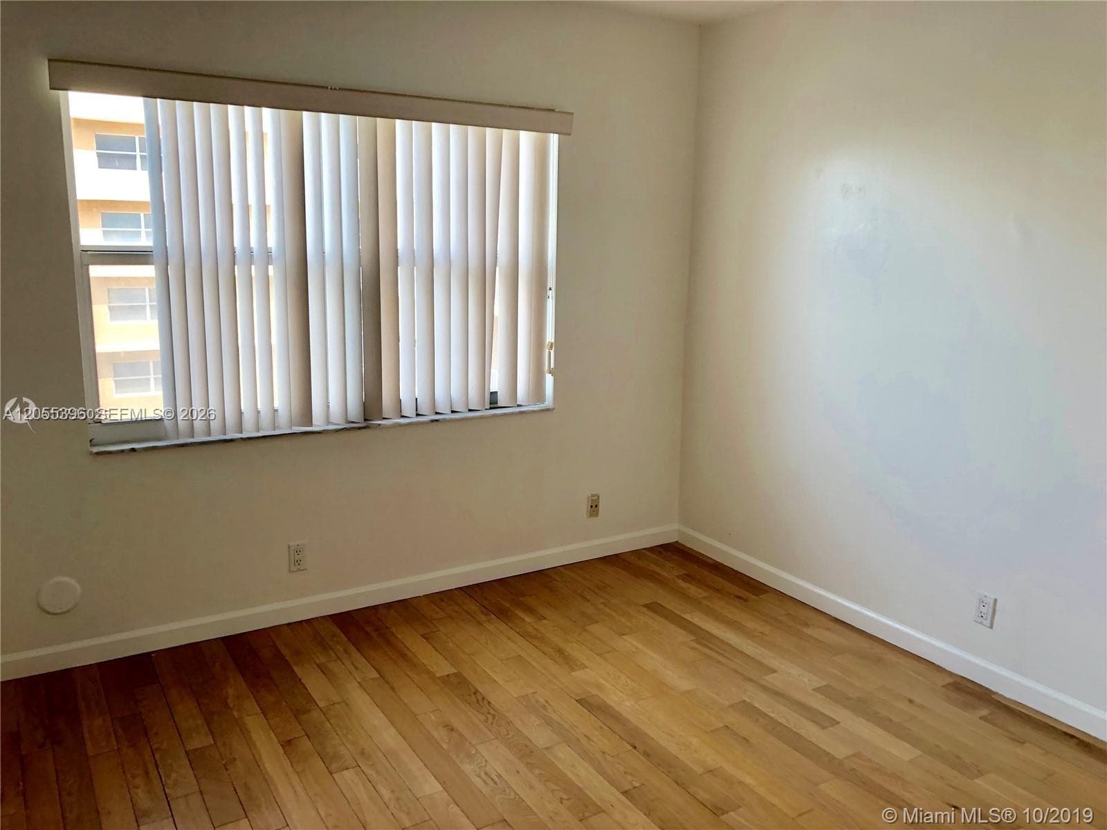 121 Golden Isles Dr 407 photo 21