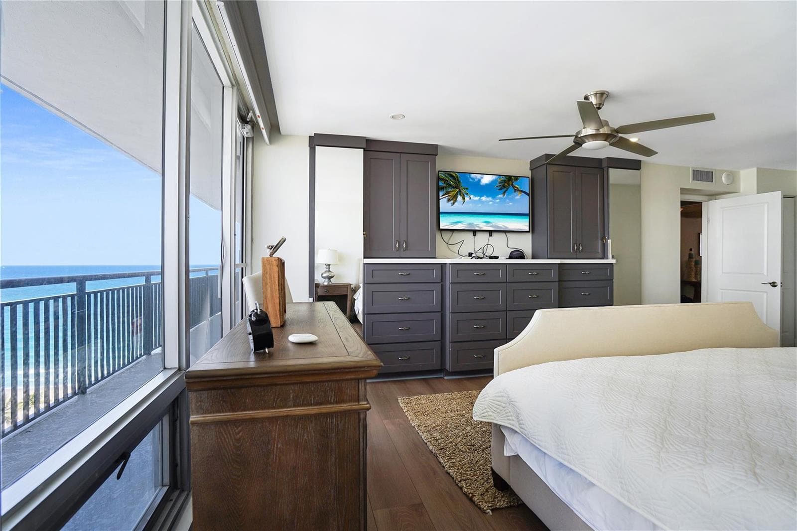 4280 Galt Ocean Drive 11J photo 3