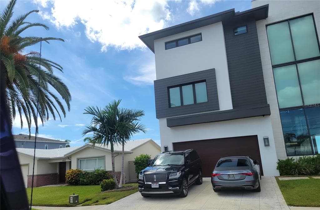 15318 HARBOR DRIVE photo 25