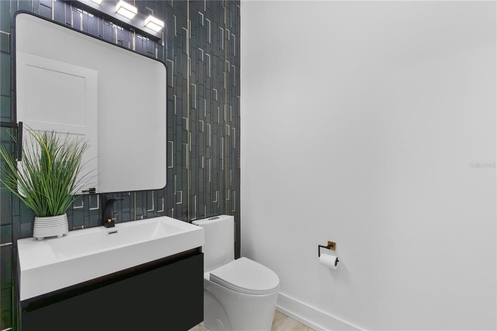 2121 BAYOU GRANDE BOULEVARD NE photo 24