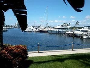 2800 HARBOURSIDE DRIVE E-16 photo 7