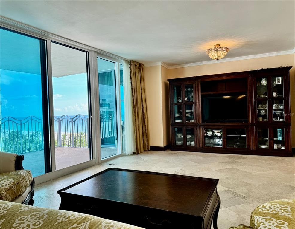 1500 OCEAN DRIVE 905 photo 5