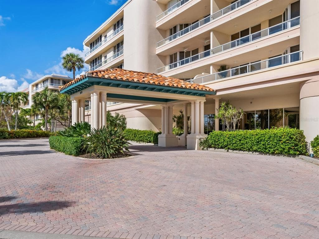 3070 GRAND BAY BOULEVARD 632 photo 4